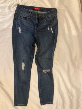 GUESS Women's Distressed Dark Blue Skinny Jeans